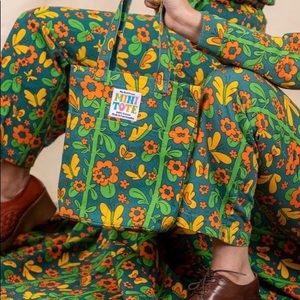 Big bud press butterfly everyday tote bag